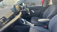 Toyota Yaris 1.5 Hybrid Design 5dr CVT Hybrid Hatchback